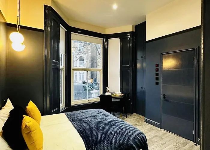 Luxury Studios In The City Centre