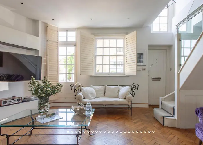 Magenta - 3 Bedroom Home By Battersea Park