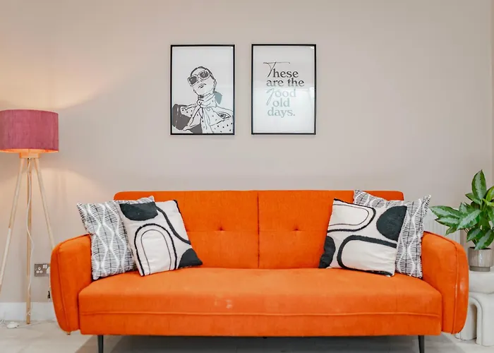 Cosy & Stylish Apmt W/ Fast Wifi