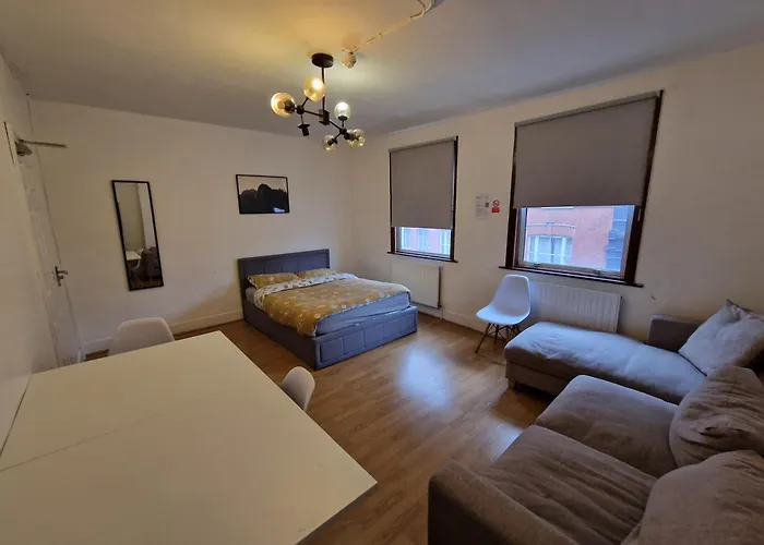 City Budget Guesthouse