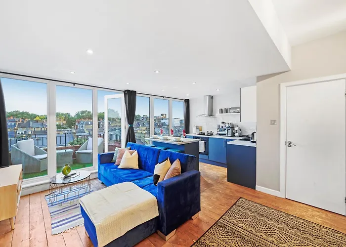 Beautiful Flat In Fulham - Great Views!- Sleeps 6