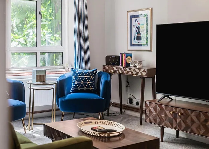 Pass The Keys - Modern Trendy Battersea Apartment