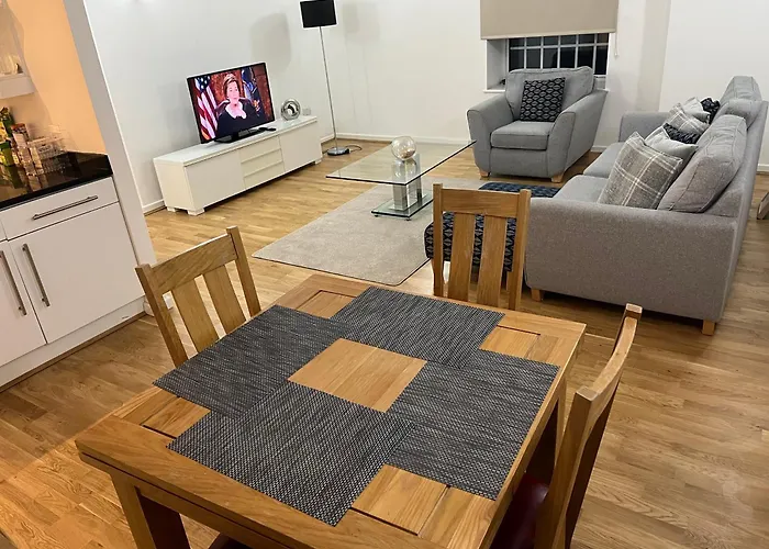 Roomzzz Near The Excel Exhibition Centre Royal Victoria O2 Arena Central London 24 Hour Self Check-In