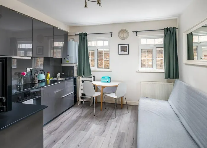 Contemporary 2 Bedroom Apartment In Angel