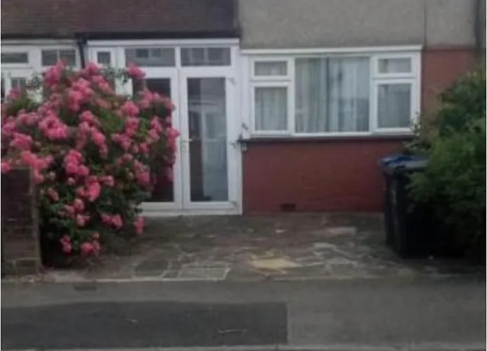 Nky Sweet 3 Bed House Apartment