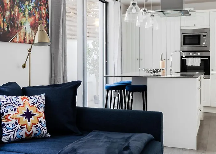 Wonderful Apartments Near Portobello Road