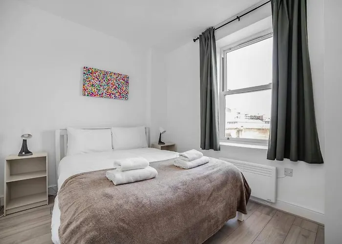 Charming Semi 1-Bed Walk To Tower Of London