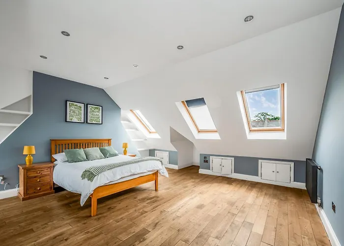 Pass The Keys Wonderful Six Bed Victorian Home In London