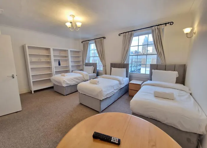 Baker Street Residences