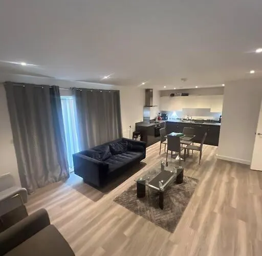 2 Bed Luxury Apartment