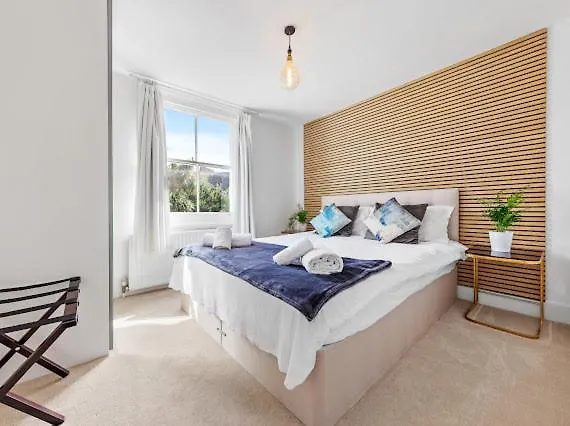 Imperial Wharf Chelsea 3 Bedroom