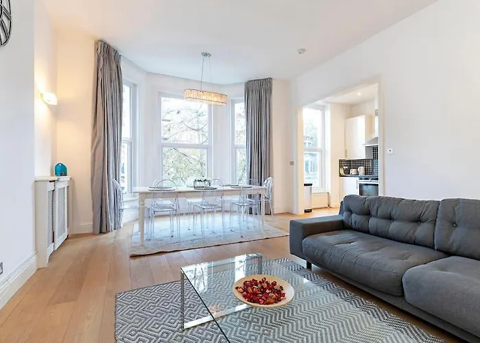 Charming 2 Bedroom Flat In Kensington