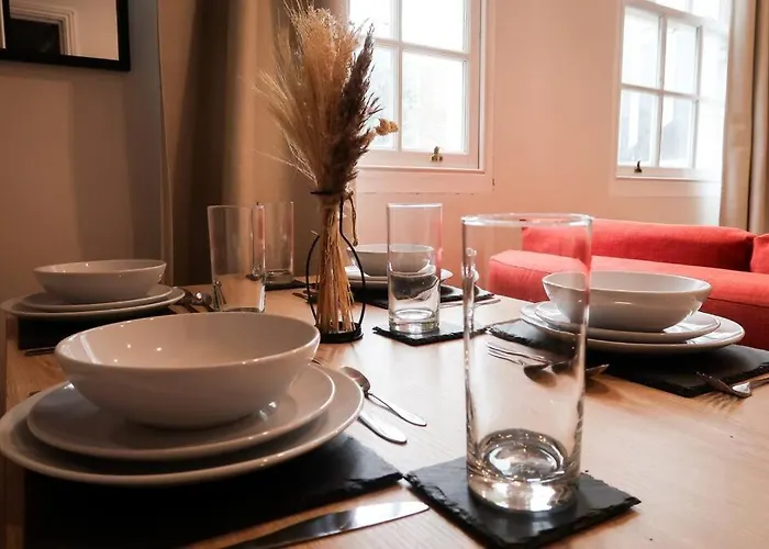 Modern Cosy Apartment In London, Sw9