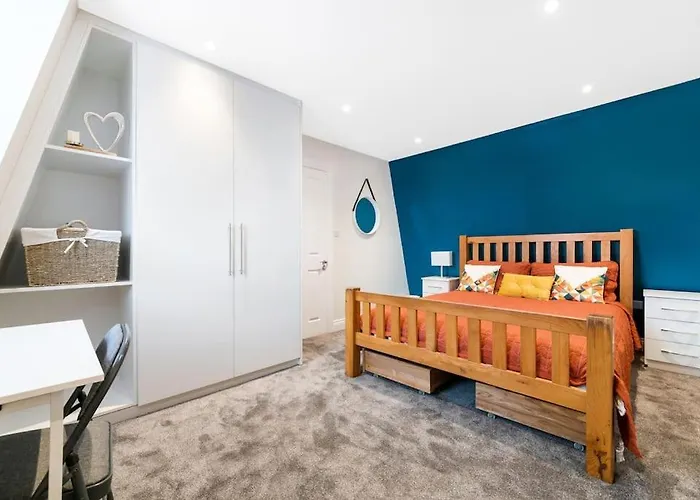 Stunning Double Rooms Within A Loft Space