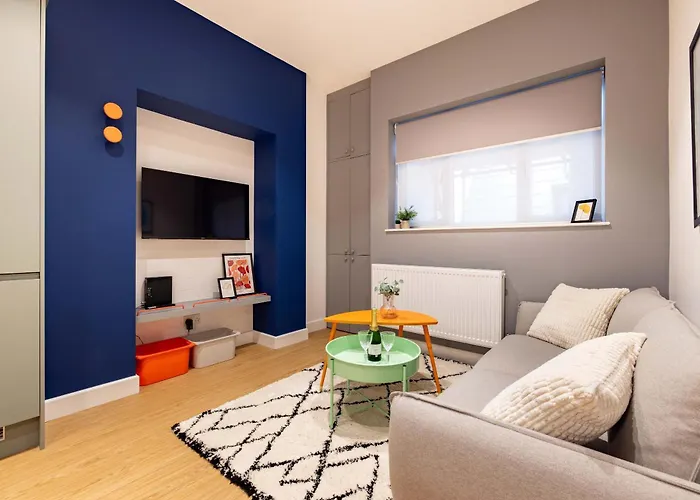 Pristine Apartment - Minutes From Angel Tube St