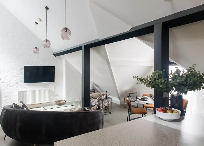 Mayfair Loft Apartment!