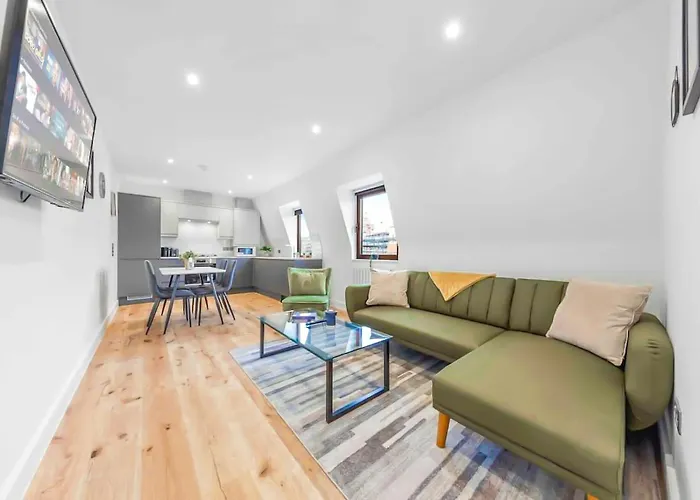 Serviced Apt In Central London Lr3