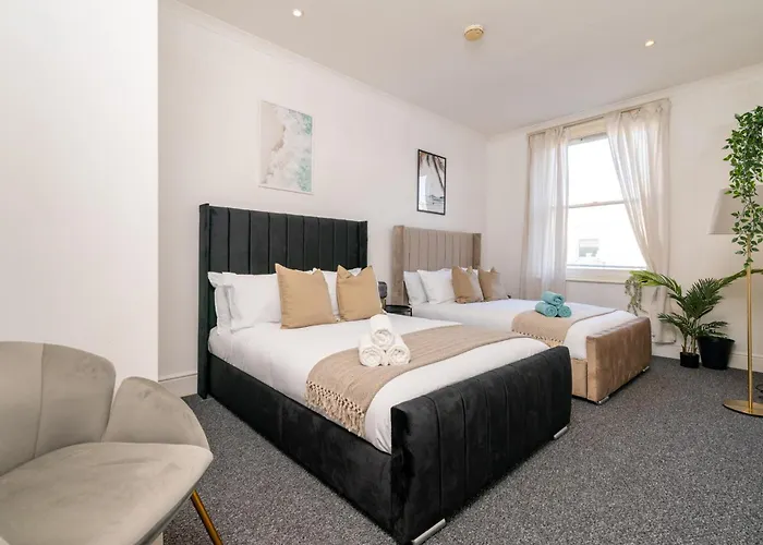 1Br & 2Br Apts By Livestay Short Lets & Serviced Accommodation London With Free Wifi