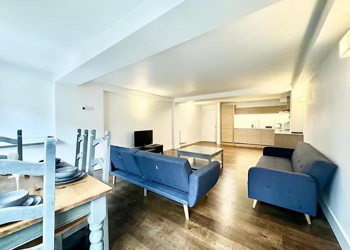 The Putney Hideaway-London