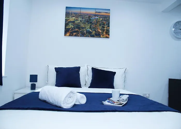 Lovely Apartment With Free Parking On Premises.
