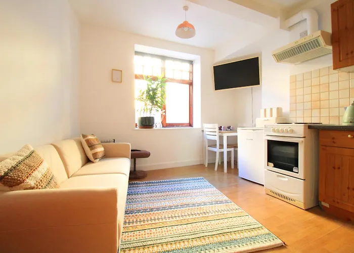 1 Bed Cheshire St London City Brick Lane