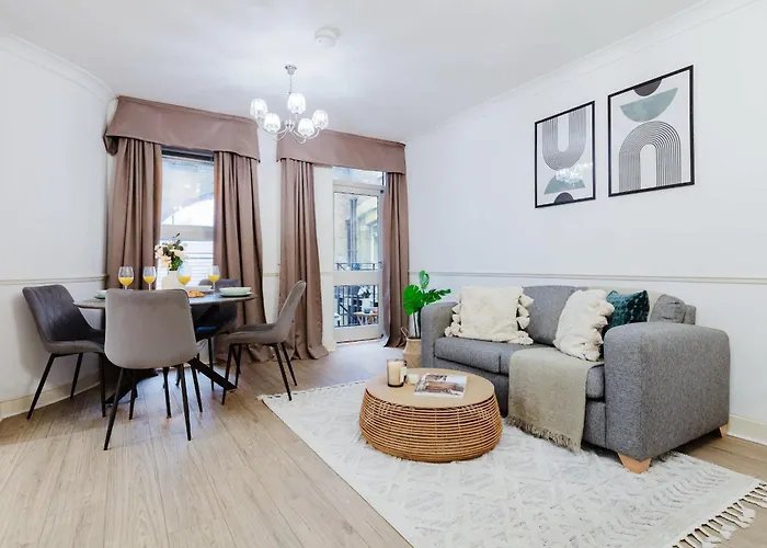 Heart Of The City With Balcony - Thames - St Paul\'S - Cityapartmentstay