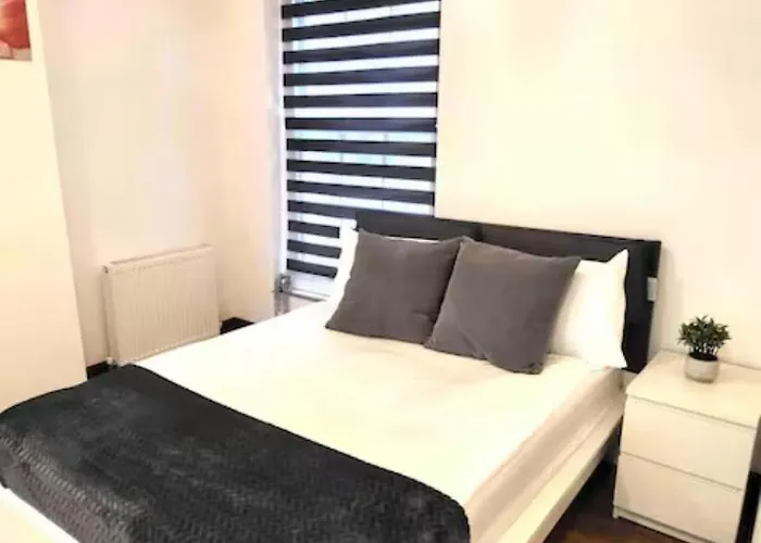 Fitzrovia Studio Retreat Near Iconic Attractions!