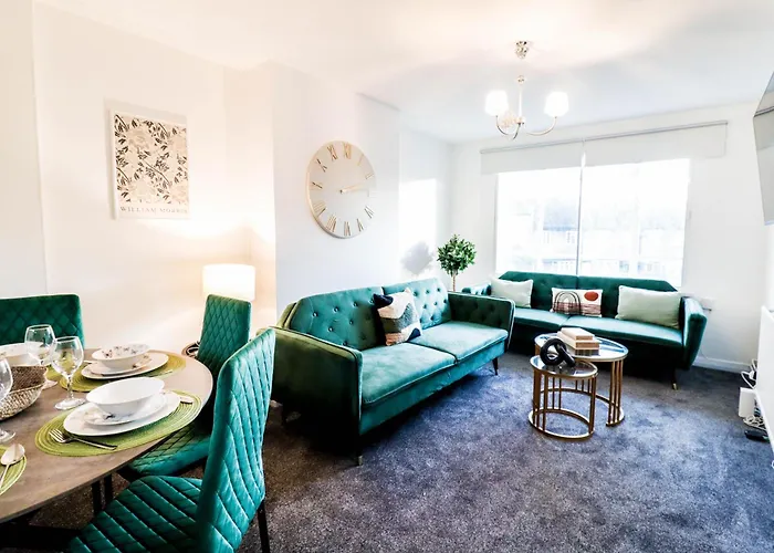 Stylish 3-Bedroom Maisonette In Clapham
