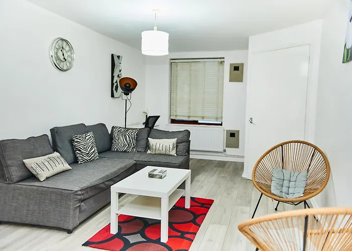Emerald Haven 5 Star Proximity