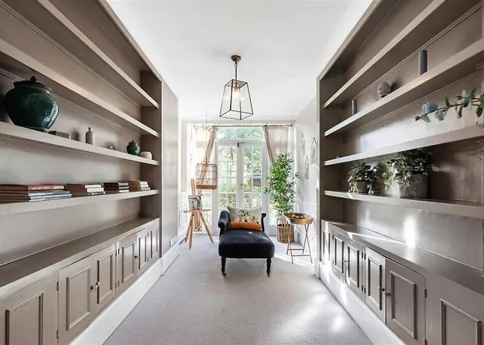 Pelham Residence