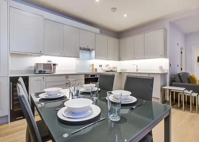 London Luxury Apartment - Fulham