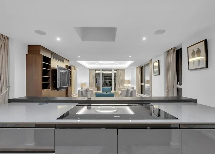 Luxury Terrace Penthouse - Fulham Chelsea