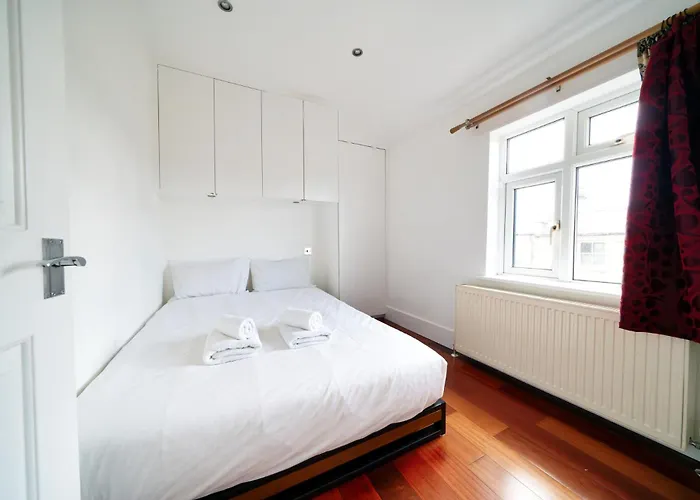 Cozy 1-Bedroom Flat In Prime Location
