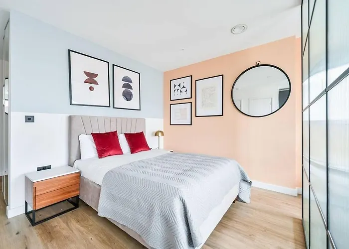 Sky Studio Near O2, Olympic Stadium Canary Wharf