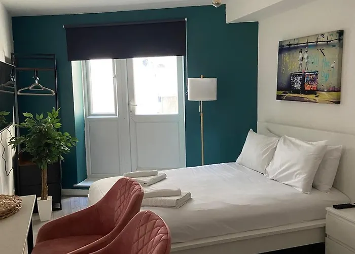 Cityscape Studio Apartment