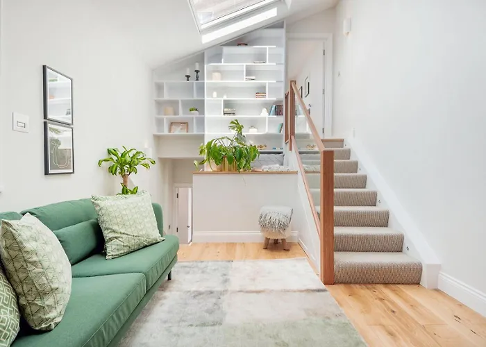Lillie Road Residence B