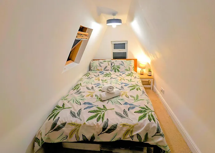 Coach House In Brixton