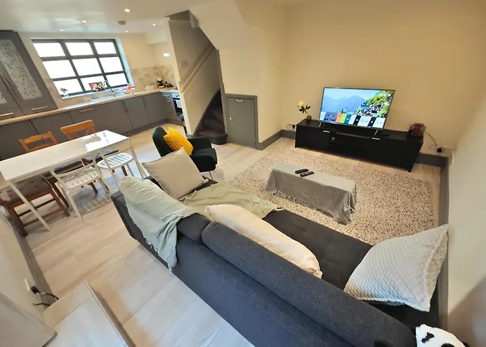 Bright 2 Bedroom Flat With Patio 10 Min To Camden Market
