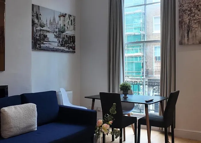Cozy Apartment Sleep 5 In Berkely Bk3