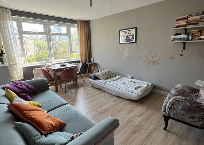 Flat In London