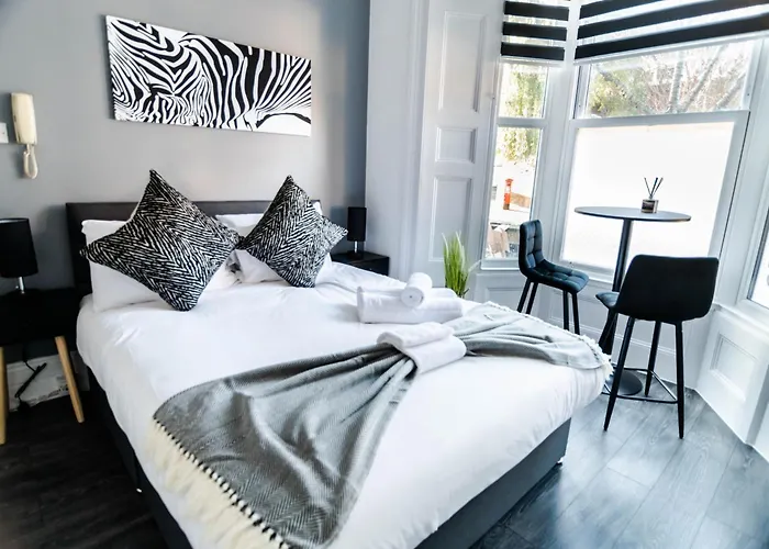 Chic Studio Apartment In Prime London Location