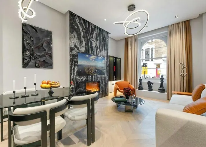 Stylish London Stay - Walk To Top Sights