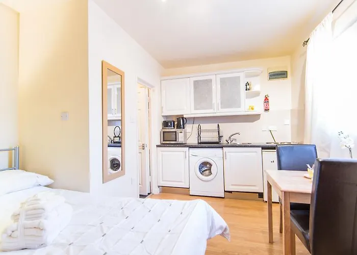 Golders Green Apartment