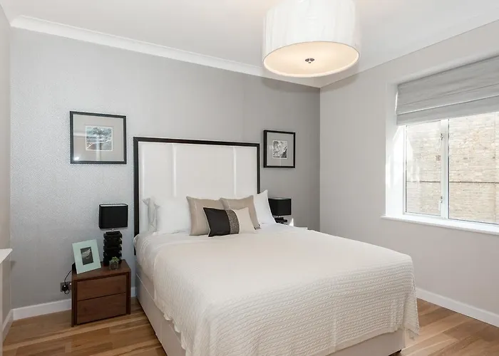 Brompton Road Private Apartment