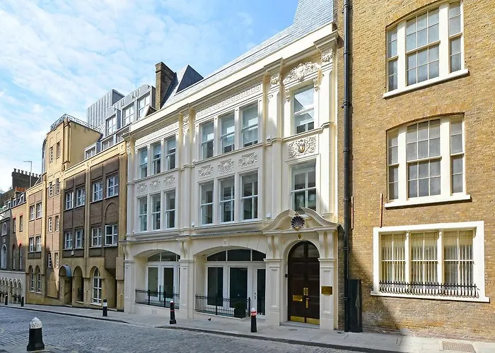 The Monument Residences