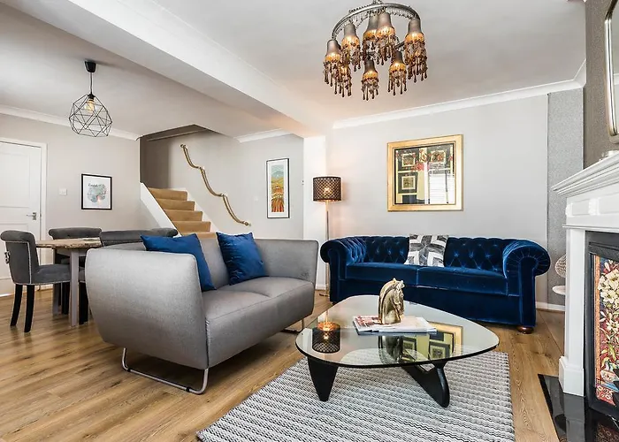 Kensington Mews House