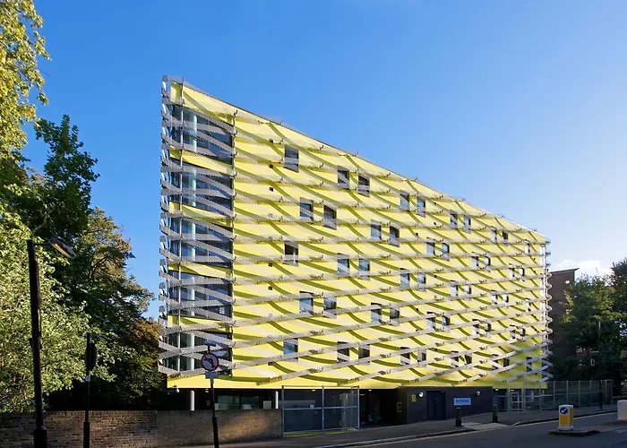 Newington Court