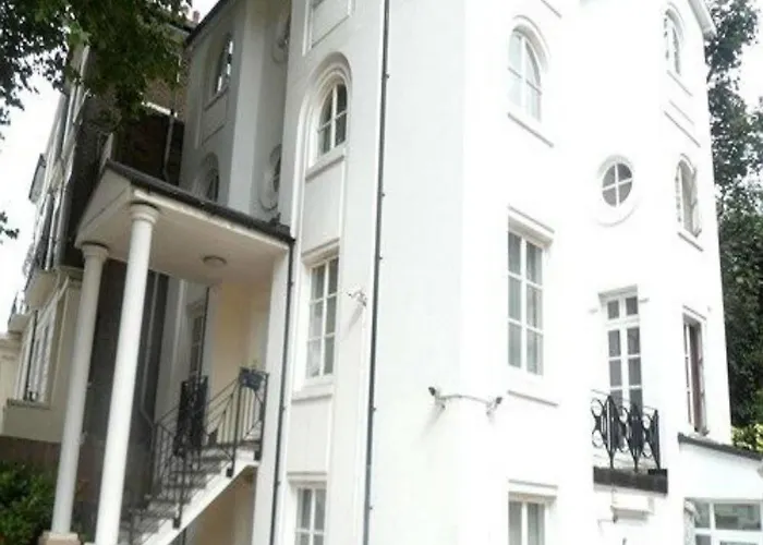 Cornerhouse Hotel