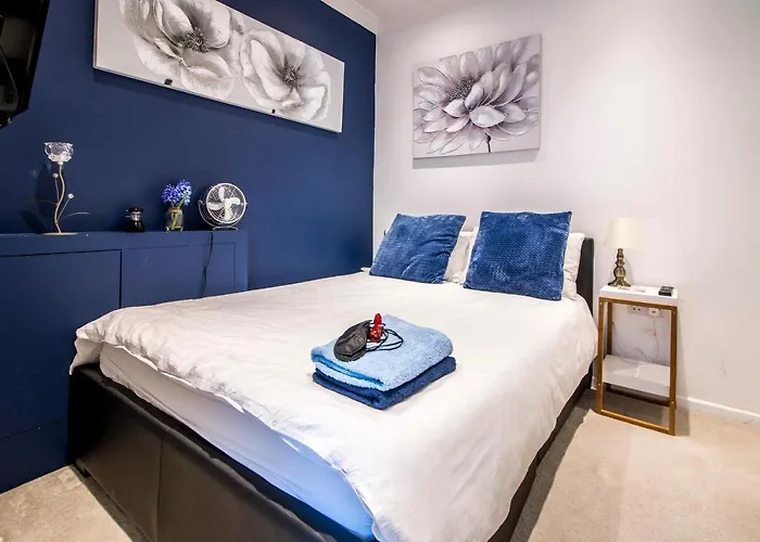 Beautiful Rooms Near Excel Center