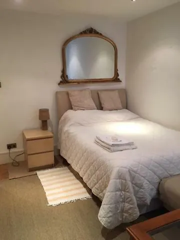 Chelsea Bnb